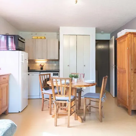 T2 Proche Commerces Et Telepherique Avec Navette Gratuite Et Casier A Skis - Fr-1-296-368